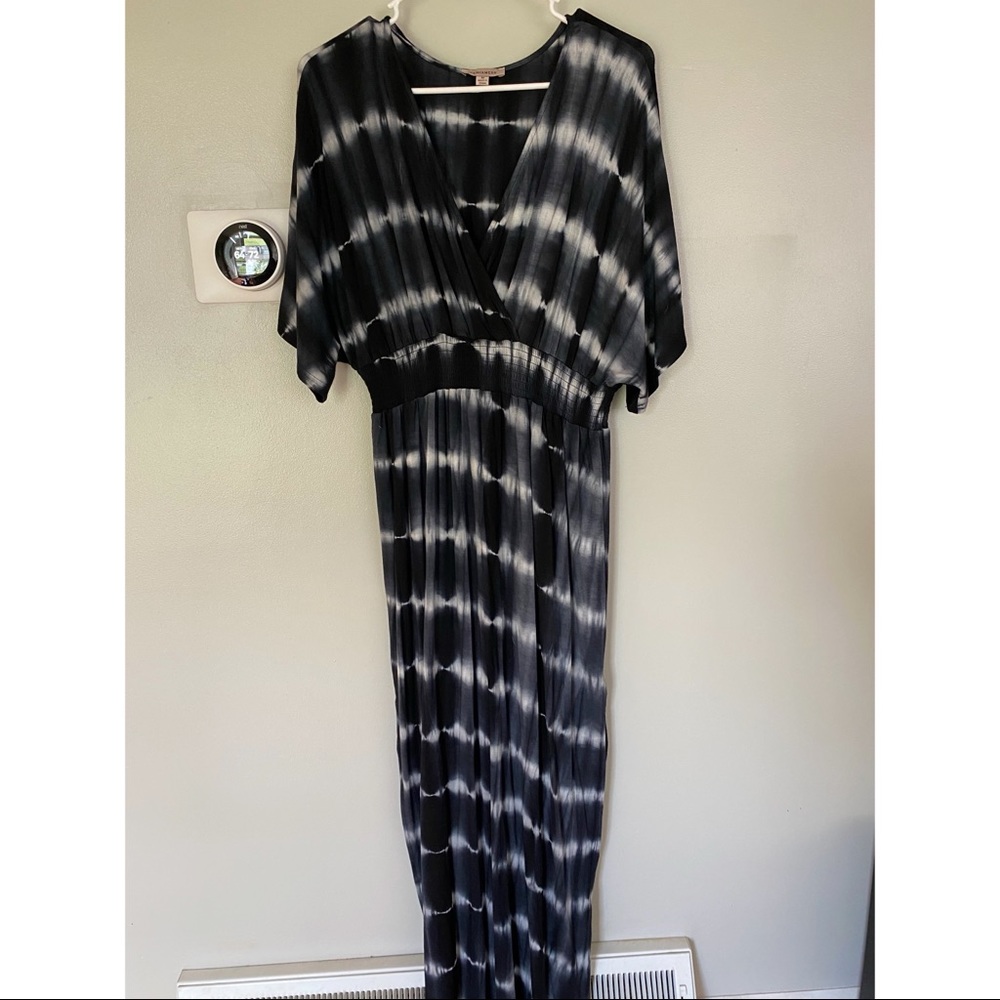 Black maxi dress